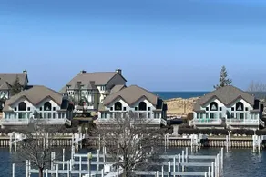 Manistee Haven! Marina View and Lake Michigan - Image 4