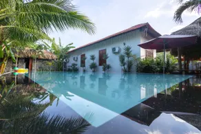 Entire private 4-bedroom villa with private pool - Image 3