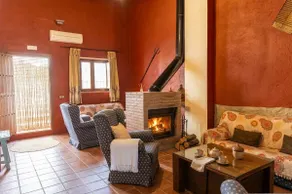 Rustic House with Pool and BBQ, Norte, Córdoba - Image 3
