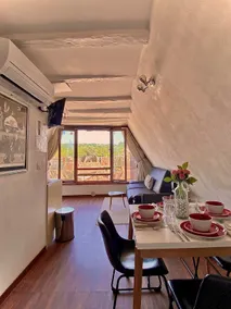 Beautiful Panoramic View apartment in city center - Image 4
