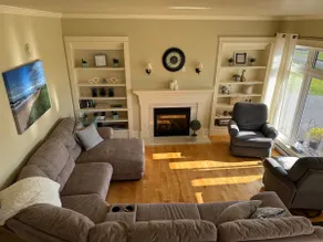 River Retreat Executive Rancher - Image 2