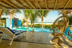 Oceanfront home for 6–8 | Pool + BBQ + view - Image 4