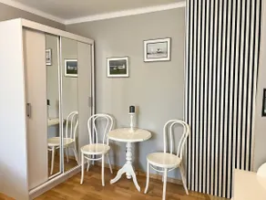 Pilot's House in Konopnica - Image 3