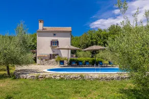 Holiday house Harmonie, pool and large garden - Image 4