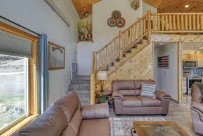 5 Miles from Mt- Rushmore with private hot tub - Image 2