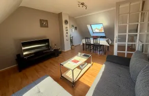 Cozy & bright 1-bedroom apartment in downtown Lamballe - Image 3
