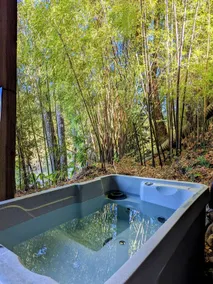 River View Lodge - Hot Tub and Tastings Included - Image 2