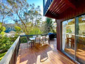 Sublime Cedar Lodge Leura - Image 2