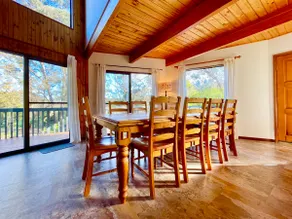 Sublime Cedar Lodge Leura - Image 4