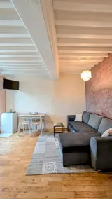 Renovated apartment in the heart of Pommard - Image 2