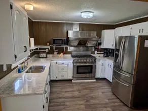 11 bedroom Western Mn Family Fun Lodge- Sleeps 20+ - Image 3