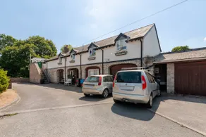 LLETY MAES FFYNNON [ Rhuthun waterside apartment] - Image 5