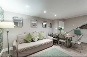 2 Bedroom City Centre Apartment Free Secure Parking - Image 2