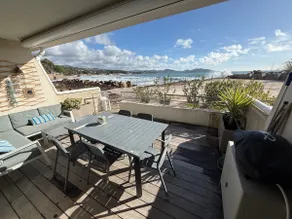 Waterfront apartment, 10 meters from the sea - Image 2