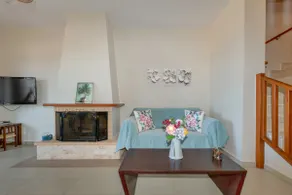 The Lake House - Image 5