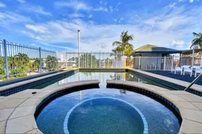 Spectacular Views at Marina Views Apartment - Image 5