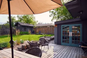 Private Home&Yard-fire pit/arcade/walk to DT/beach - Image 3