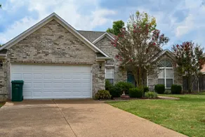 ”Hospitality House”3 br 2 bth house N Jackson TN - Image 3