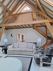Barn 2 Horsham -16 Miles Gatwick -stunning Barn - Image 3