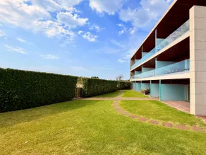 T2 Luxo em frente à praia - Image 3
