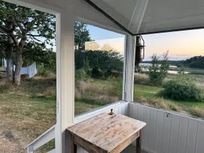 Soulful summer house by the lake - Image 4
