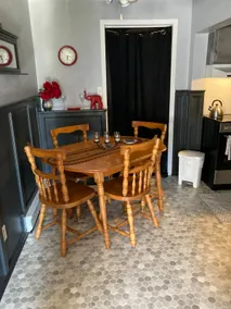 Pat's Place - Image 4