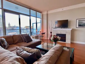 Your Modern Private Condo - Downtown - Image 2