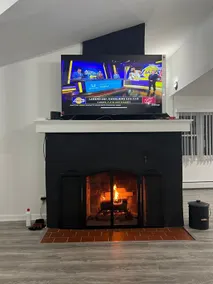 Modern retreat • Campfire and nature views - Image 4