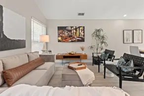 Heated pool, golf, grill! Fun-Packed Family Oasis - Image 2