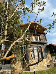 Isolated Villa with Heated Pool on Sapanca Lake - Image 2