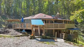 Lone Wolfe Cabin, Hocking Hills *pet friendly* - Image 3