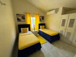 Blissful Escape in Discovery Bay - Image 4