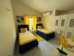 Blissful Escape in Discovery Bay - Image 5