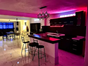 Nice 4-bedroom space - Image 2