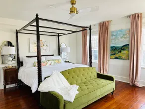 Jones St Penthouse / Private Rooftop with Stunning Views / FREE Golf Cart - Image 4