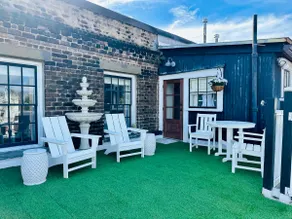 Jones St Penthouse / Private Rooftop with Stunning Views / FREE Golf Cart - Image 5