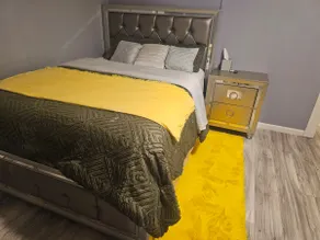 Cozy and Roomy Apt close to all - Image 2