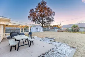 3 King Beds, Pool Table, Close to EXPO - 2000 sqft - Image 5