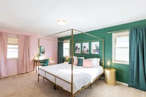 3 King Beds, Pool Table, Close to EXPO - 2000 sqft - Image 3