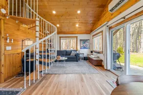 Serene Coveside Cottage - Image 5