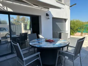 Spacious lodge, secure parking 11 km from Hyères beach - Image 5