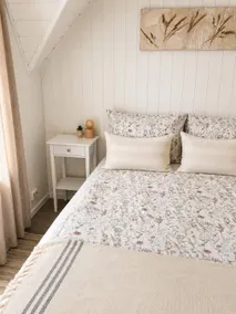 Light home apartment Alesund with free parking - Image 4
