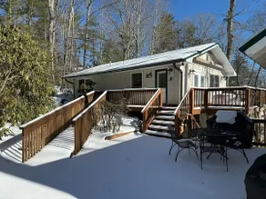 Cozy mtn retreat near Grandfather MTN and skiing! - Image 4