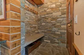 Mammoth Manor at Snow Creek - Image 2