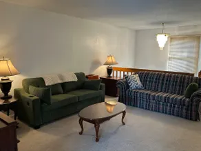 3BR/2BA Home/ Sleeps 8/Free Breakfast/Full Kitchen - Image 5