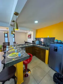 3-bedroom house 3 blocks from Iglesia del Carmen - Image 4