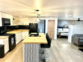 New Guest House Urban Modern - Image 2