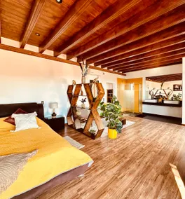 GarDel Panoramic Suite • View & Private Jacuzzi - Image 3