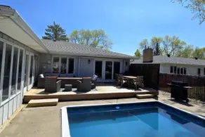 Heated Pool + Hot Tub + Sauna | The Ultimate Stay - Image 3