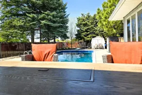 Heated Pool + Hot Tub + Sauna | The Ultimate Stay - Image 5